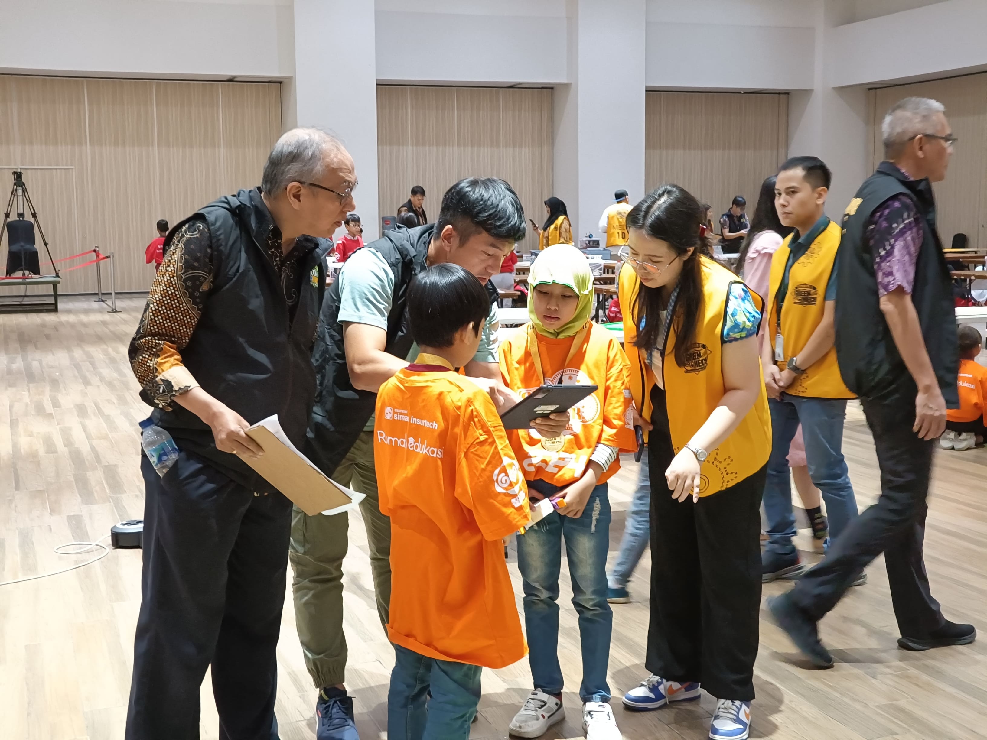2024 程式小創客照片集 (世界賽)<br>20248151613477.jpg